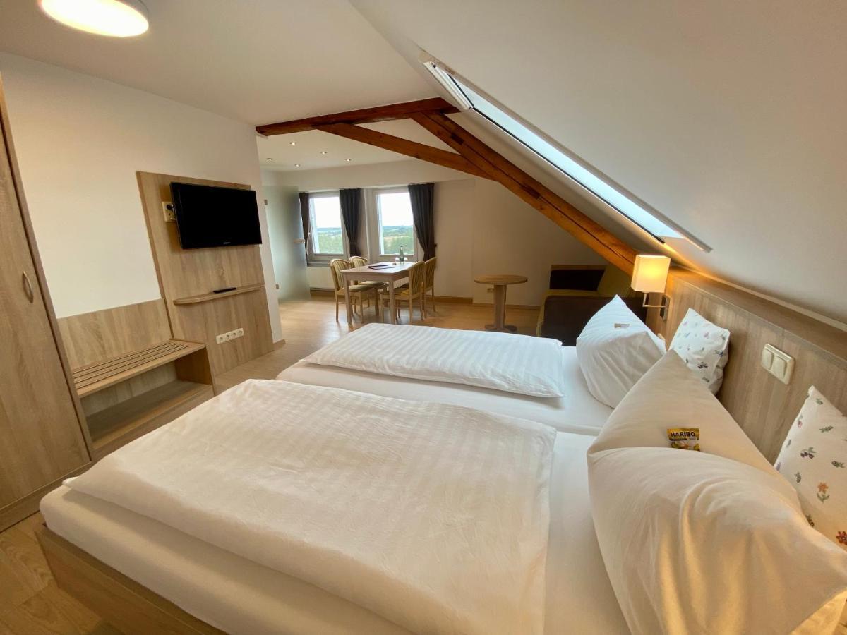 Gasthof Drei Schwanen Langenwetzendorf Экстерьер фото